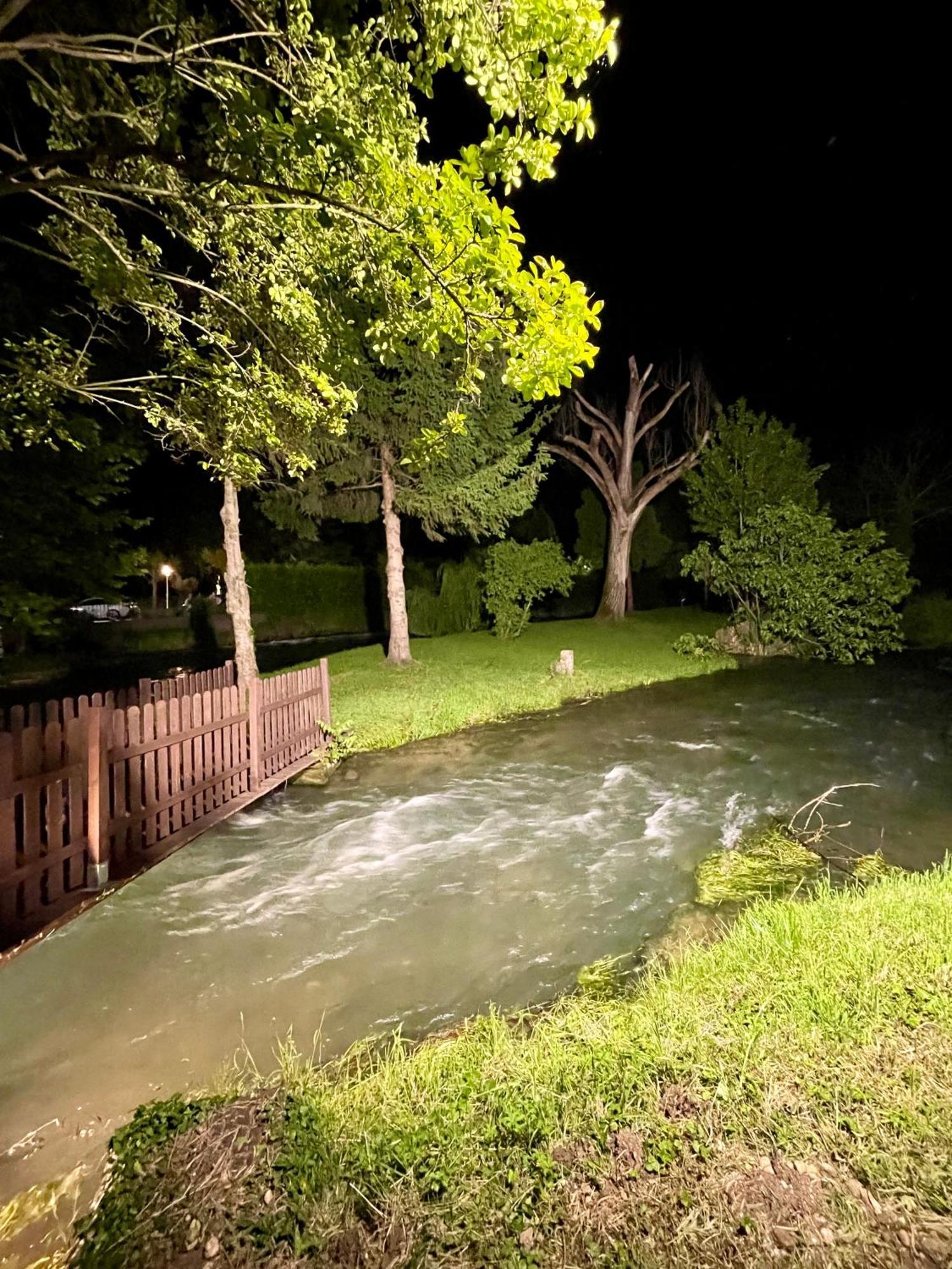 Villa Vitti'S - Verona Est Camping Сан Мартино Буон Алберго Екстериор снимка